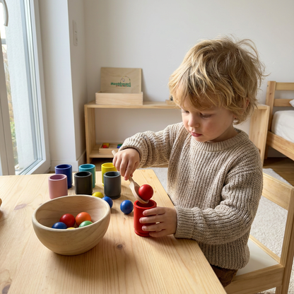 Montessori Kugel Sortier- und Zuordnungsspiel aus Holz mit 12 Farben – Puzzle für Farberkennung & frühkindliche Bildung
