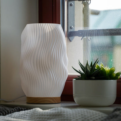 Flow Tischlampe – Dynamisches 3D-Design aus Leipzig