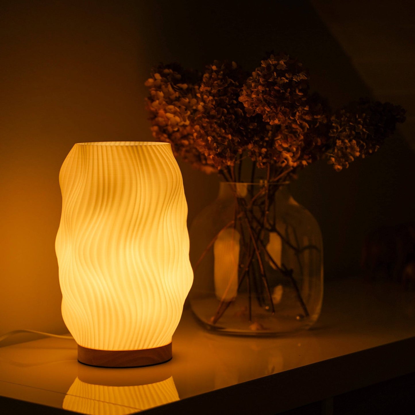 Flow Tischlampe – Dynamisches 3D-Design aus Leipzig