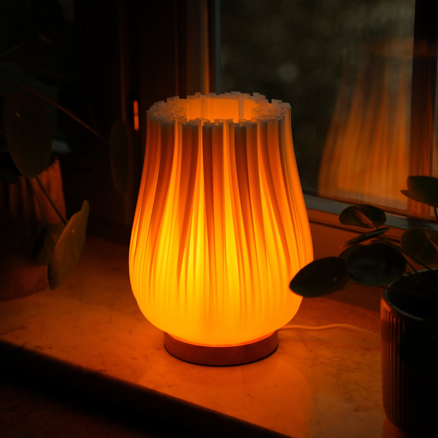 Cora Tischlampe – Elegantes 3D-Design aus Leipzig