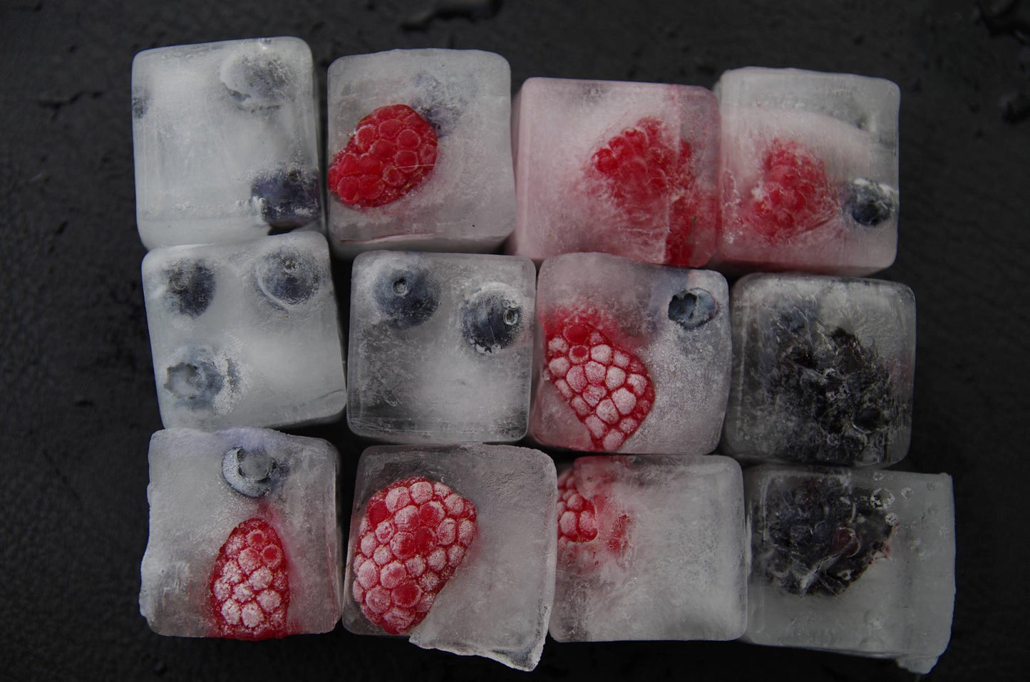 Eiswürfelform klassisch für 15 mittelgroße Würfel je 3,5x3,5x3cm