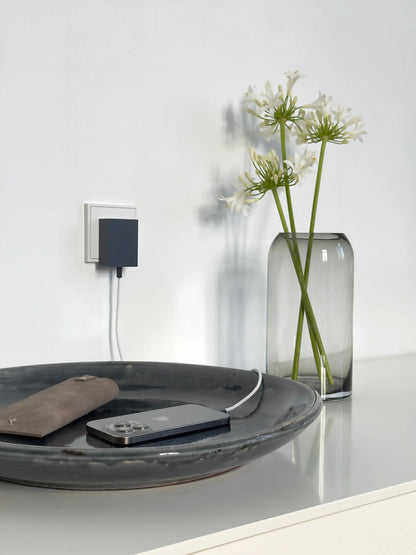 edge.65 (65 Watt) USB Ladegerät. Farbe: Midnight